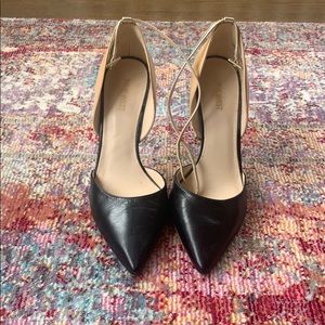 Nine West tri-color pointed toe pumps
